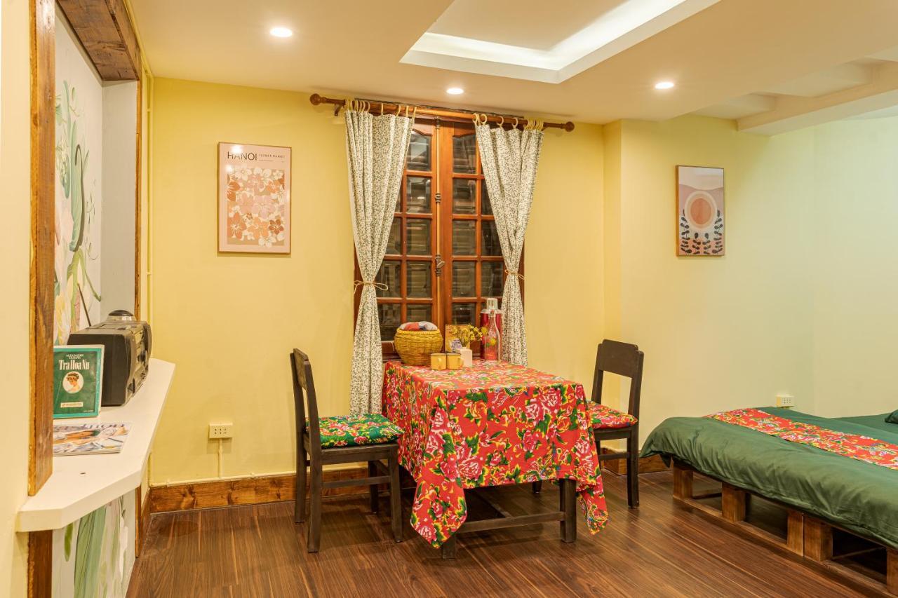 Hanoi Retro 80S Homestay Экстерьер фото