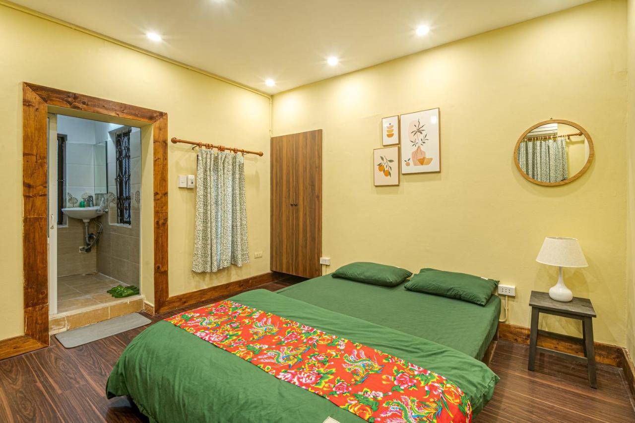 Hanoi Retro 80S Homestay Экстерьер фото