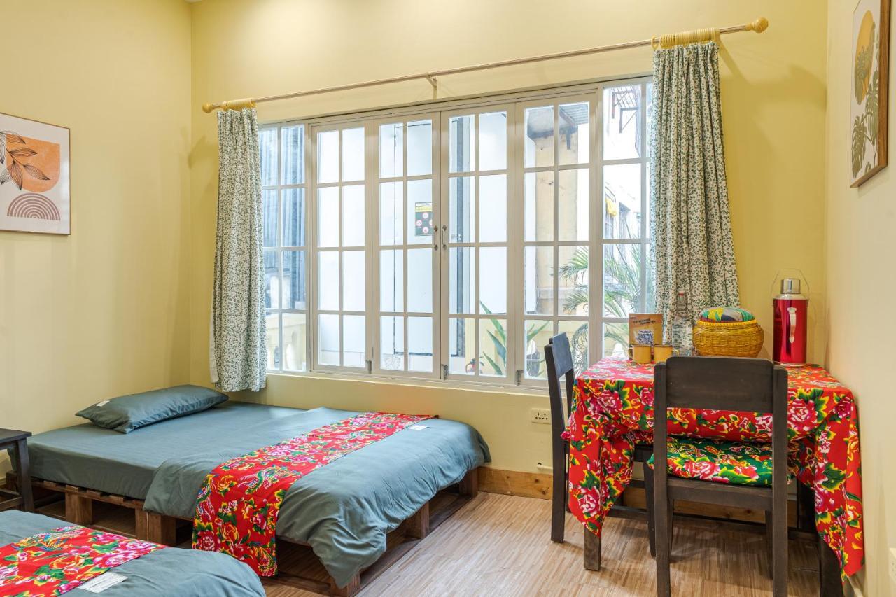 Hanoi Retro 80S Homestay Экстерьер фото